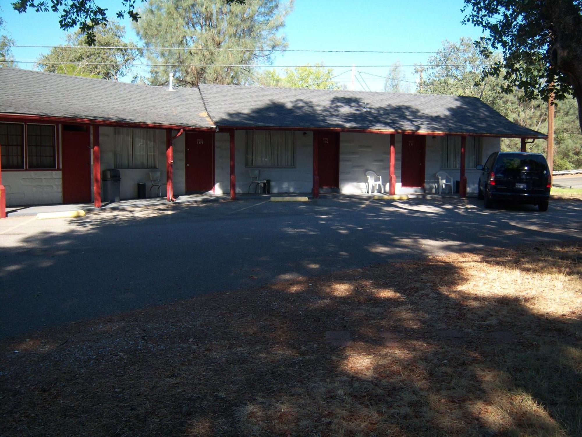 Shasta Dam Motel Shasta Lake Exteriör bild