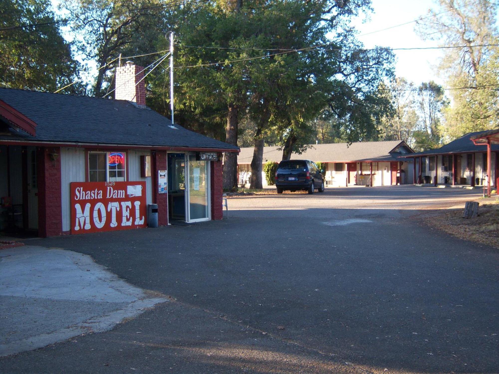Shasta Dam Motel Shasta Lake Exteriör bild