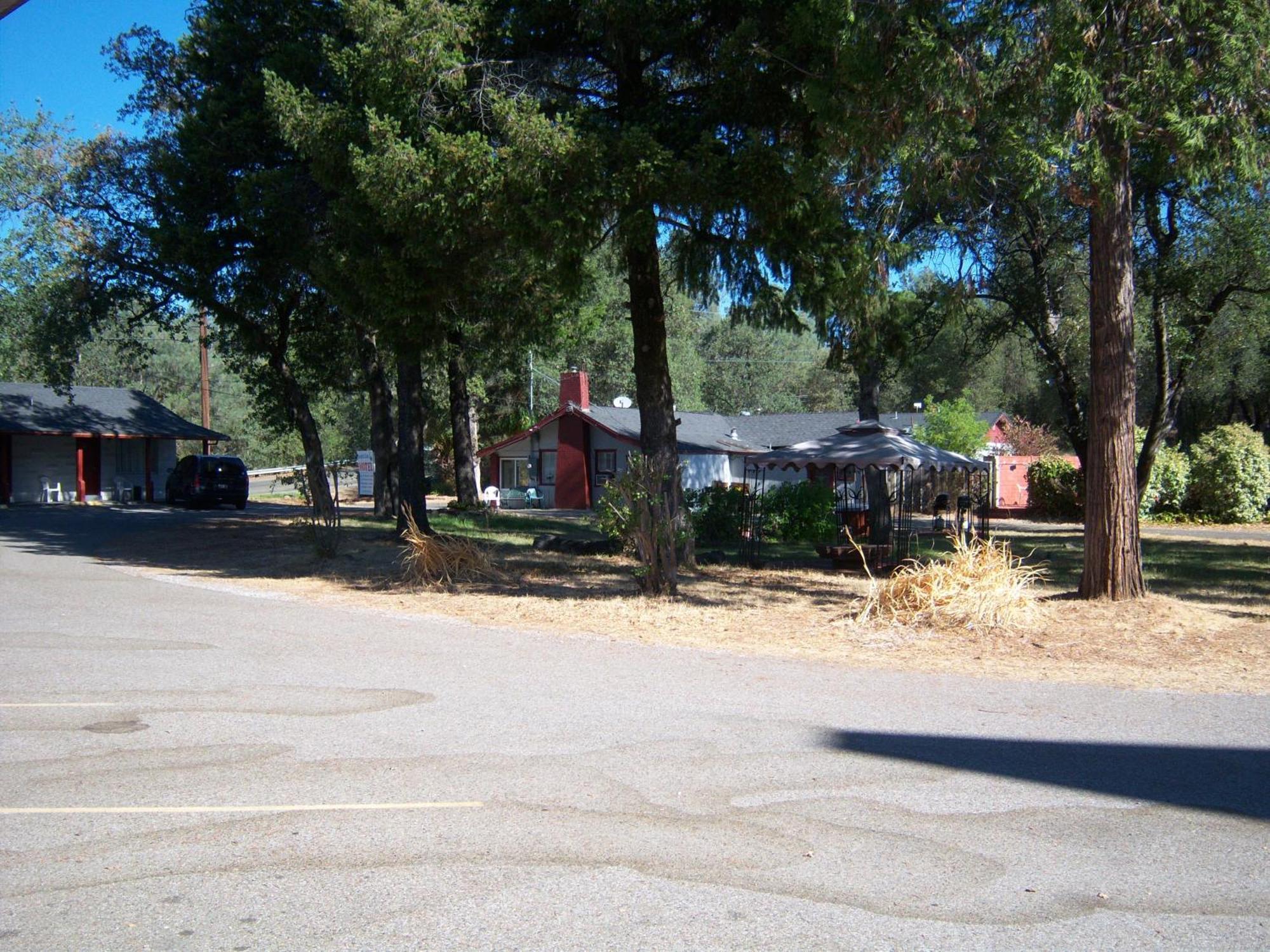 Shasta Dam Motel Shasta Lake Exteriör bild